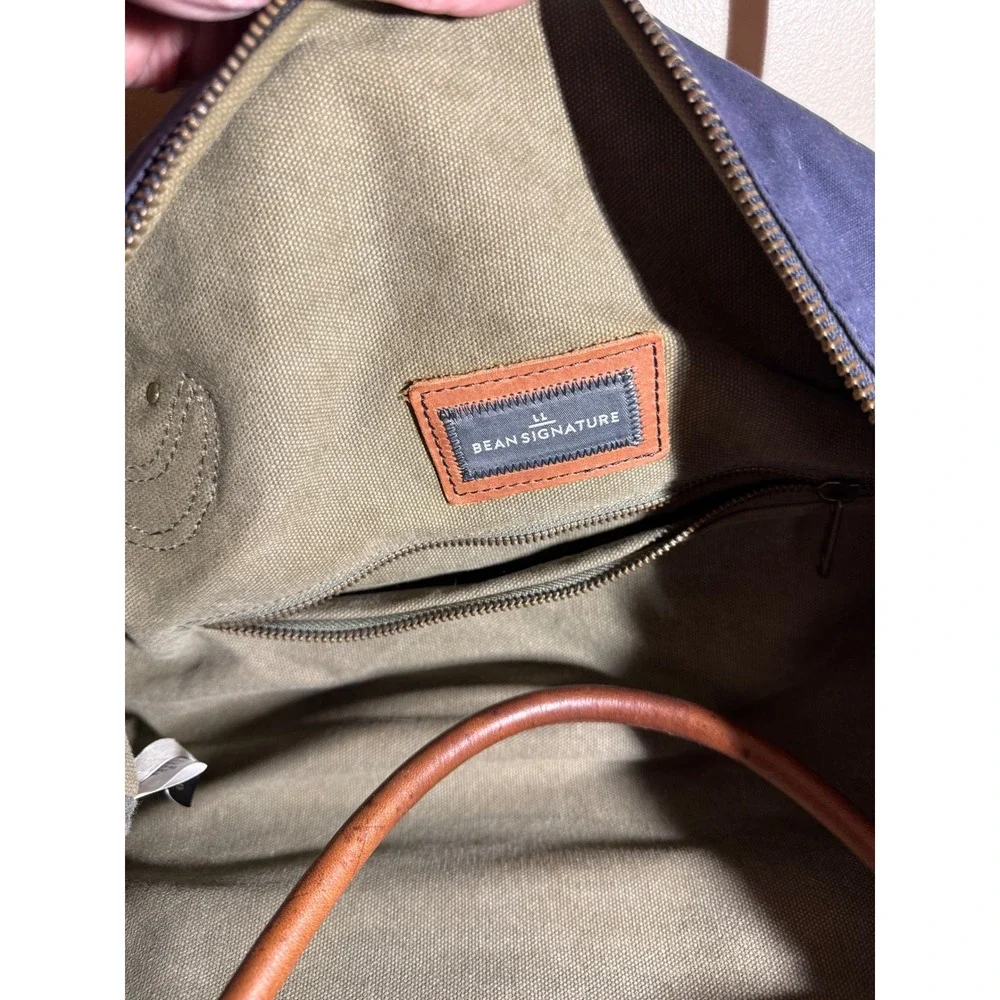 LL Bean Signature Waxed Canvas Duffle Bag Navy Blue Leather trim 22
